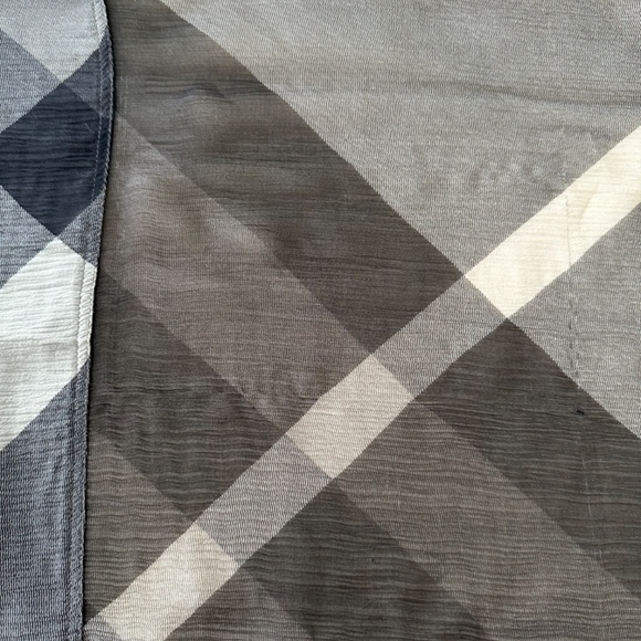 Burberry Fall 2001 - Picture 3 of 6